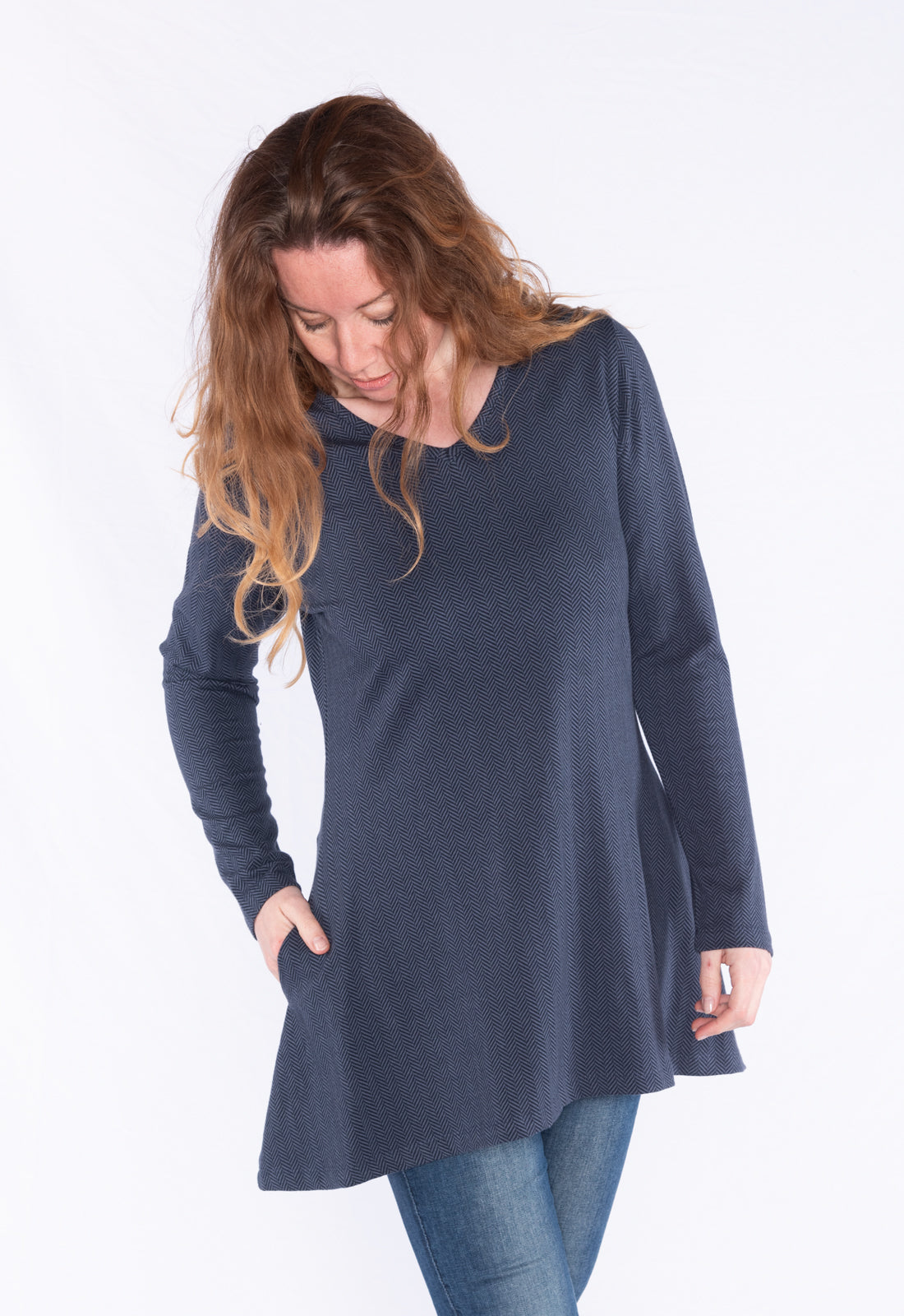 Longsleeve mit V-Ausschnitt - GOTS zertifiziert - W24Top-G10